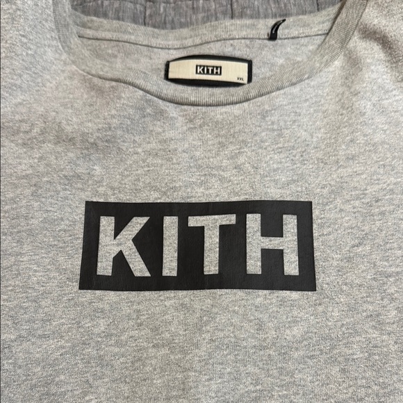 KITH Gray T-Shirt - Picture 3 of 3